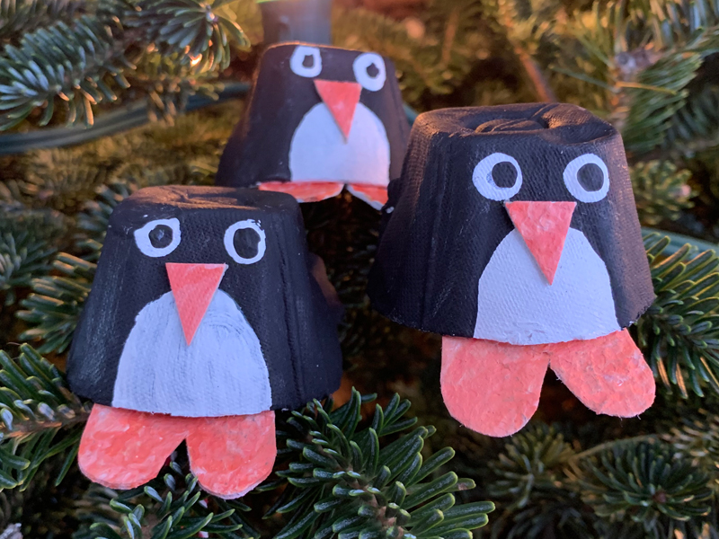 egg carton penguins
